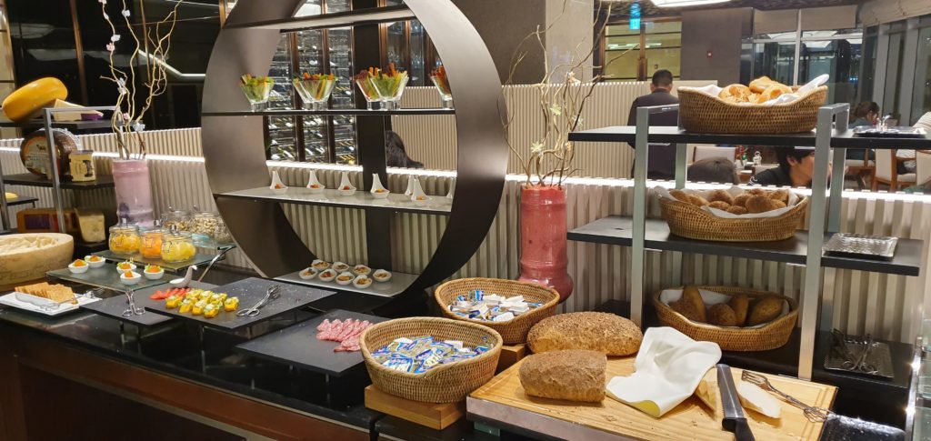 lotte hotel yangon buffet